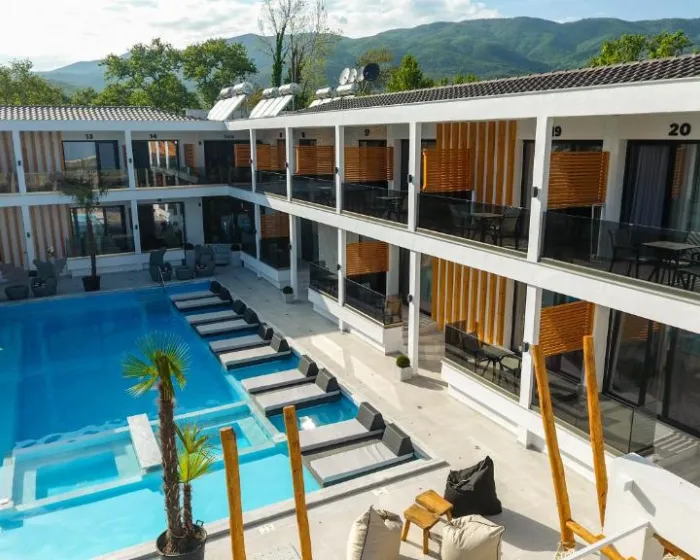 Avaton Resort &amp; SPA