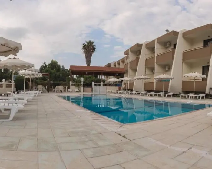 Golden Days Hotel