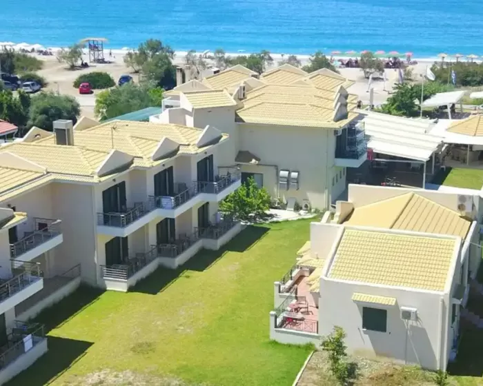 Hotel Coralli Perdika Karavostasi