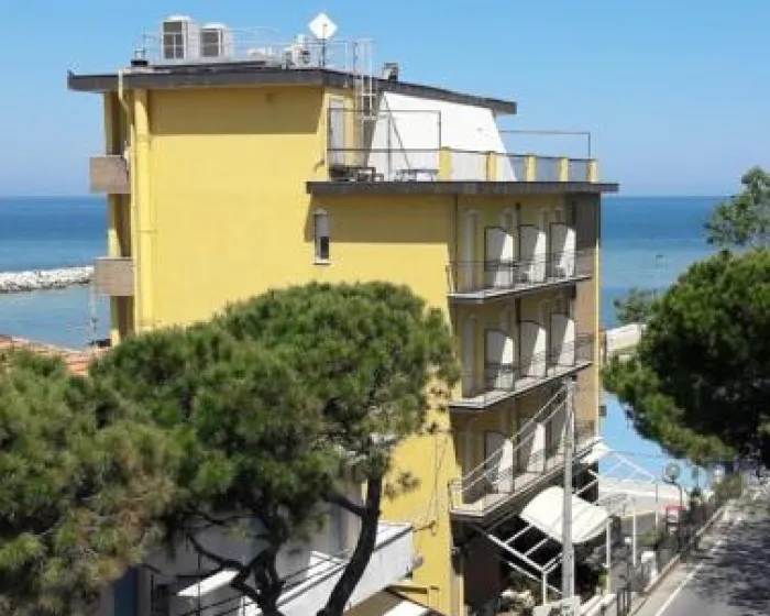 Hotel Crosal Rimini