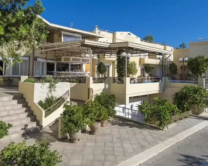 Veronica Hotel and Suites Agio Apostoli