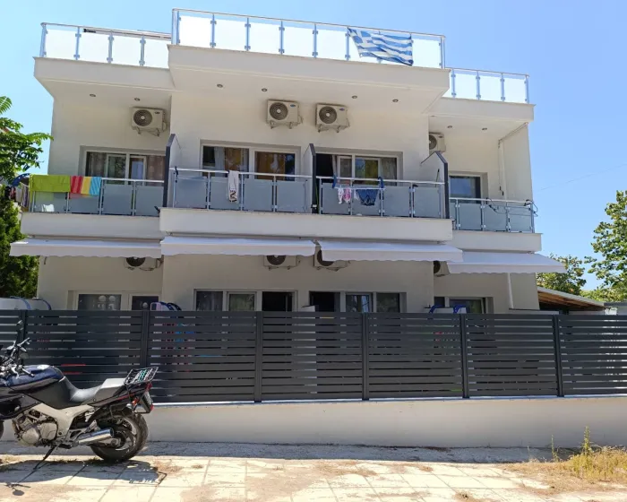 Nikolas Lux 1 Nea Kalikratia