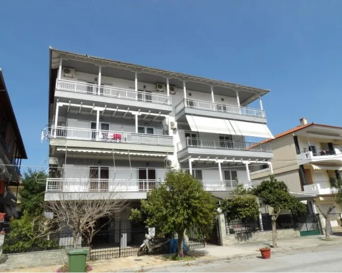 Vila Dimitris Nei Pori