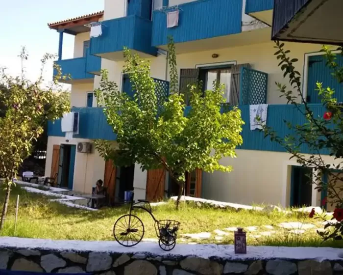 Iris Agios Nikitas Lefkada