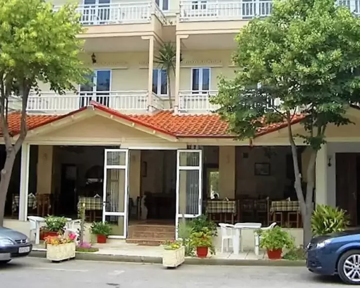 Vila Simposio Nei Pori