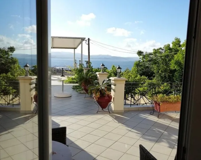 Eugenia Studios Lassi