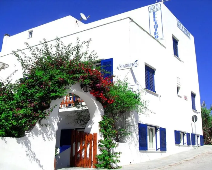 Helliniko Studios Paros