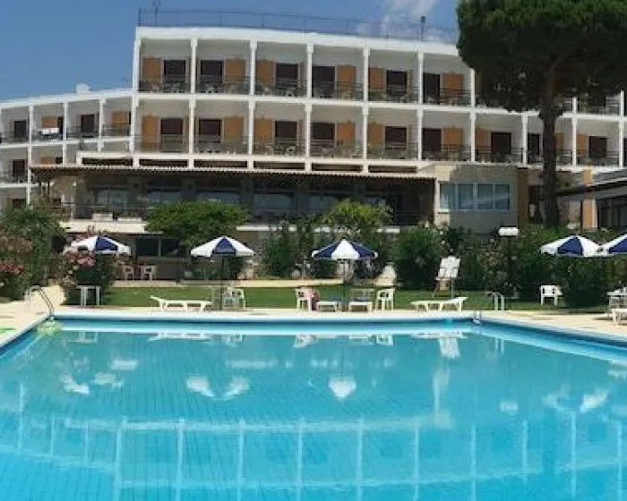 Irinna Hotel Svoronata