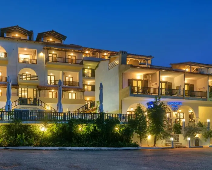 Leandros Hotel Nea Roda