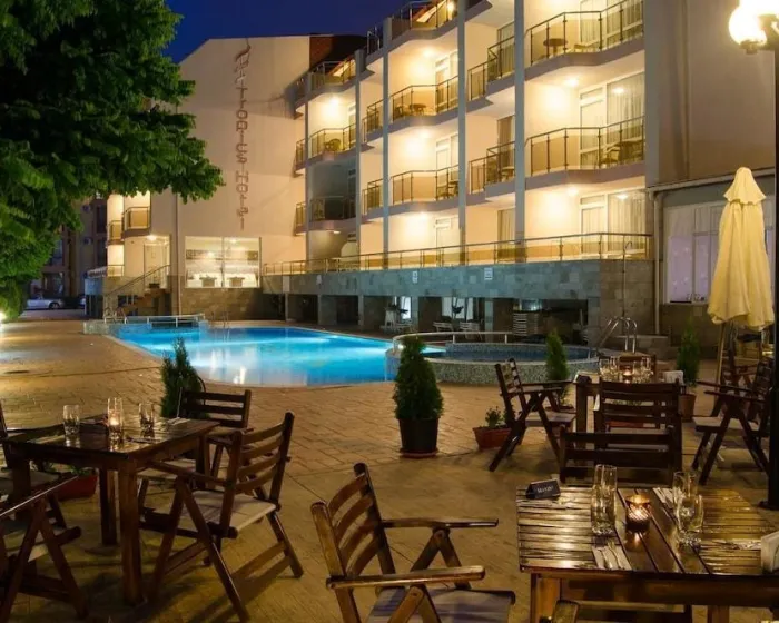 Tropics Sunčev Breg