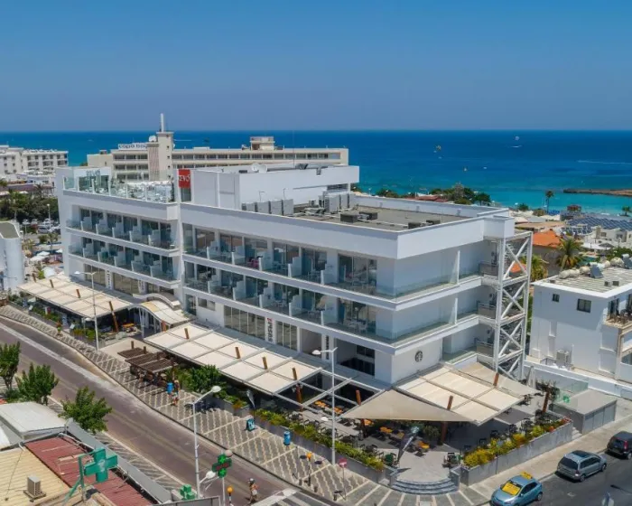 Protaras Plaza Hotel