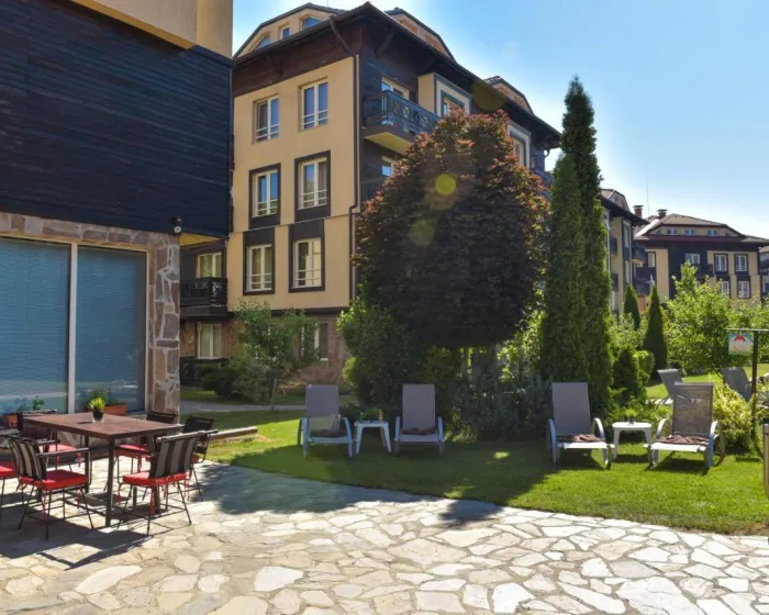 Hotel Bojur &amp; Bojurland Apartment Complex