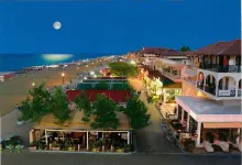 Vila Dionisos Nei Pori