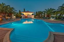 Helena Inn Svoronata