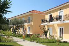 Pythos Studios & Apartments Svoronata