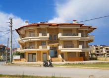 Vila Zozef and Mary Nea Flogita