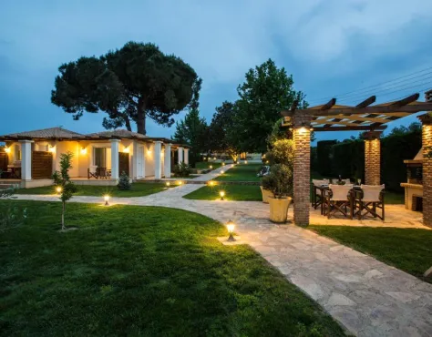 Fragos Garden Studios Kyllini