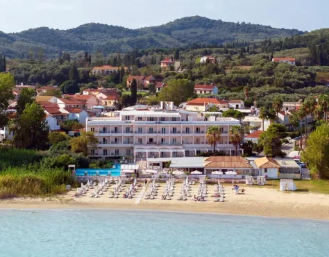 Cavomarina Beach Hotel