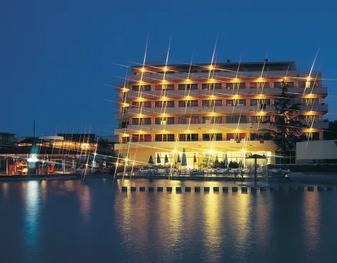 Cantilena Complex Sunčev Breg