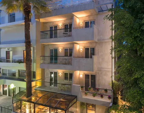 Elakati Luxury Boutique Hotel 