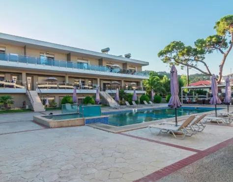 Vila Sarti Inn Sarti