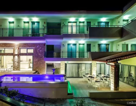 Core Resorts Polihrono