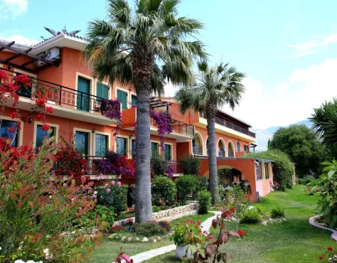 Sunrise Inn Kountourata