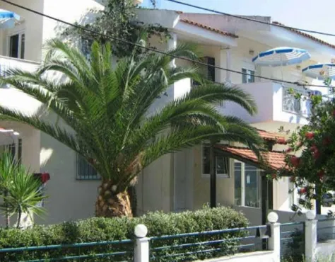 Vila Dimitris Flower Pefkohori 