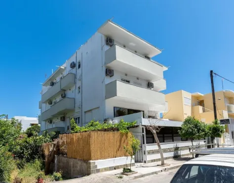 Lefka Hotel Apartments & Studios