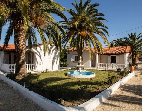 Paradise Village Roda