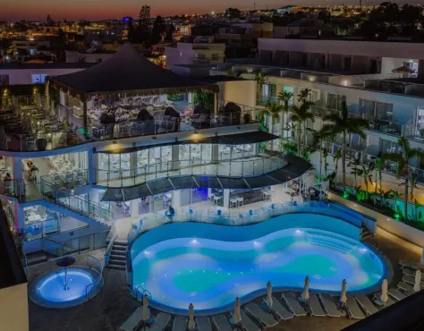 Tasia Maris Oasis Hotel