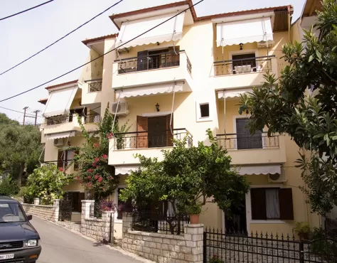 Vila Christopher Parga 