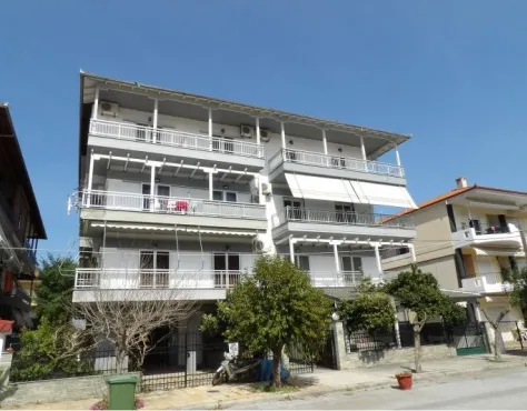 Vila Dimitris Nei Pori