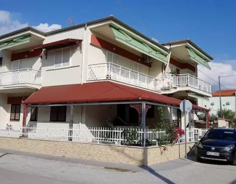 Vila Dora Nea Vrasna