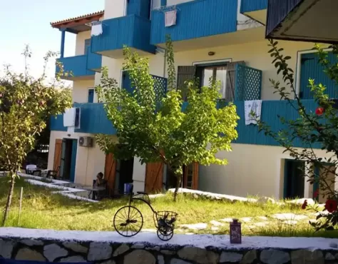 Iris Agios Nikitas Lefkada