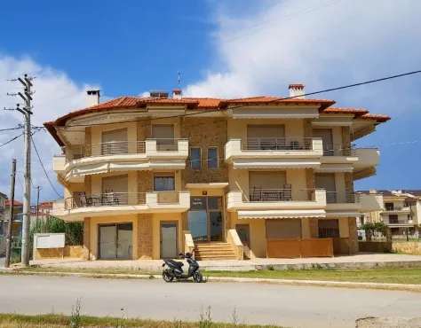 Vila Zozef and Mary Nea Flogita