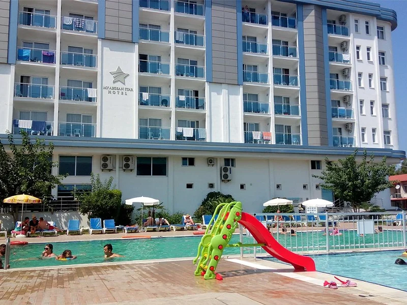 Doživite vrhunski smeštaj, bogat izbor sadržaja i nezaboravne trenutke odmora uz besprijekornu uslugu. My Aegean Star hotel na samo korak od prekrasne plaže.