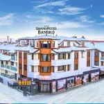 Grand Hotel Bansko 4* nudi vrhunski smeštaj, spa centar i raznovrsnu hranu, idealno lociran na ulazu u Bansko, samo 1,5 km od gondole. Savršen izbor za luksuzan odmor.