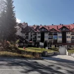 Hotel Snezhanka u Pamporovu nudi savremeni smeštaj na 400 metara od centra i 1.3 km od ski lifta sa bazenom, spa, restoranom i noćnim klubom.Stvoren za uživanje