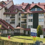 Hotel Snezhanka u Pamporovu nudi savremeni smeštaj na 400 metara od centra i 1.3 km od ski lifta sa bazenom, spa, restoranom i noćnim klubom.Stvoren za uživanje