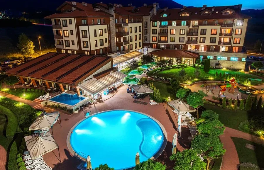 Murite Park Hotel Bansko 4*, savršeno mesto za Vaš zimski odmor. Nudi luksuzan smeštaj, wellness i ski sadržaje. Uživajte u prirodi i relaksaciji!