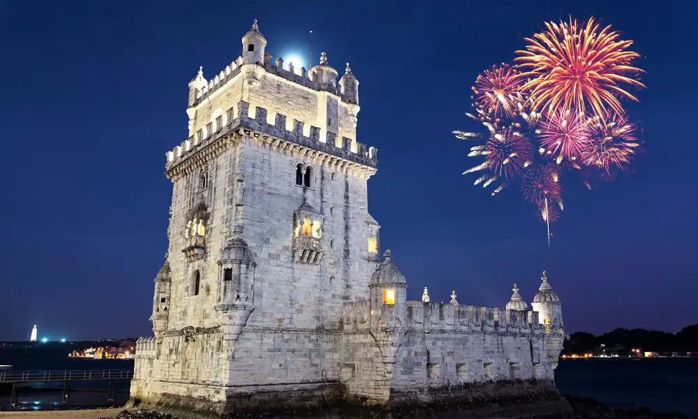 Nova Godina u Lisabonu!Dočekajte Novu godinu u Lisabonu!Otkrijte magične proslave, tradicionalne običaje i nezaboravne doživljaje koje ovaj prelepi grad nudi.