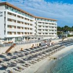 Ammon Zeus 4* – hotel na obali Halkidikija, u Kalitei. Luksuzan smeštaj, plaža sa plavom zastavicom, wellness i prelepa priroda. Rezervišite svoj odmor!