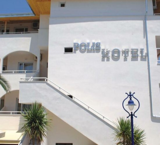 Elinotel Polis 3* u Haniotiju – moderan hotel na 300m od plaže! Uživajte u bazenu, all-inclusive opciji i komfornom smeštaju za savršen odmor na Halkidikiju.